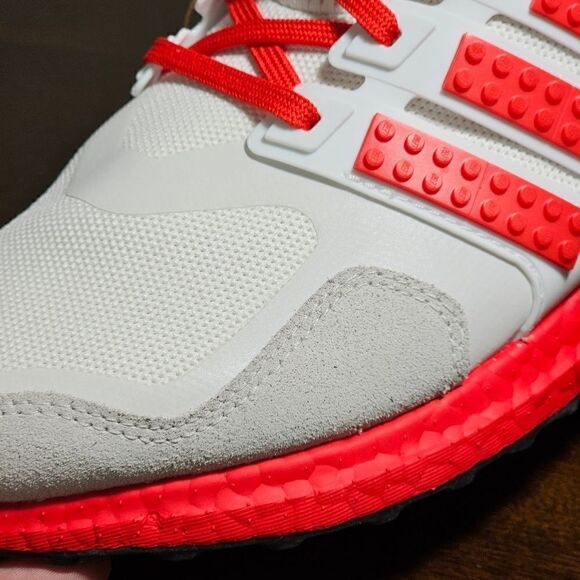 Adidas Ultraboost Lego Shoes Red White DNA Running H67955 Primeknit Size 9.5 New - Picture 14 of 17